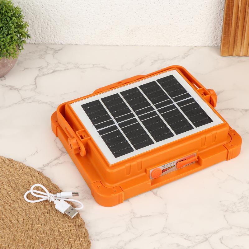 HOT!LED Solar USB Charging Eme - Zumtobel Outdoor Lighting recension och pris